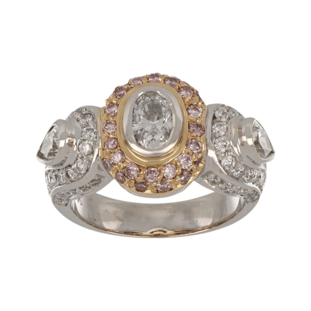 White Diamond Ring (White Diamond 0.53 cts. Pink Diamond 0.44 cts. White Diamond 1.44 cts.)