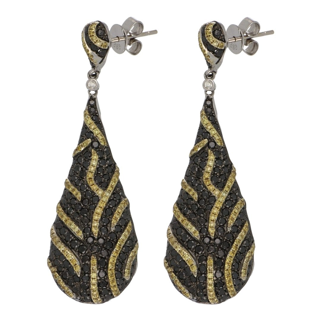 Black Diamond Earrings (Black Diamond 3.53 cts. Yellow Diamond 1.23 cts. White Diamond 0.03 cts.)