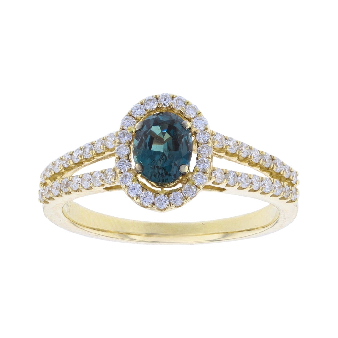 Natural Alexandrite Ring (Alexandrite 0.65 cts Wht Dia 0.38 cts)