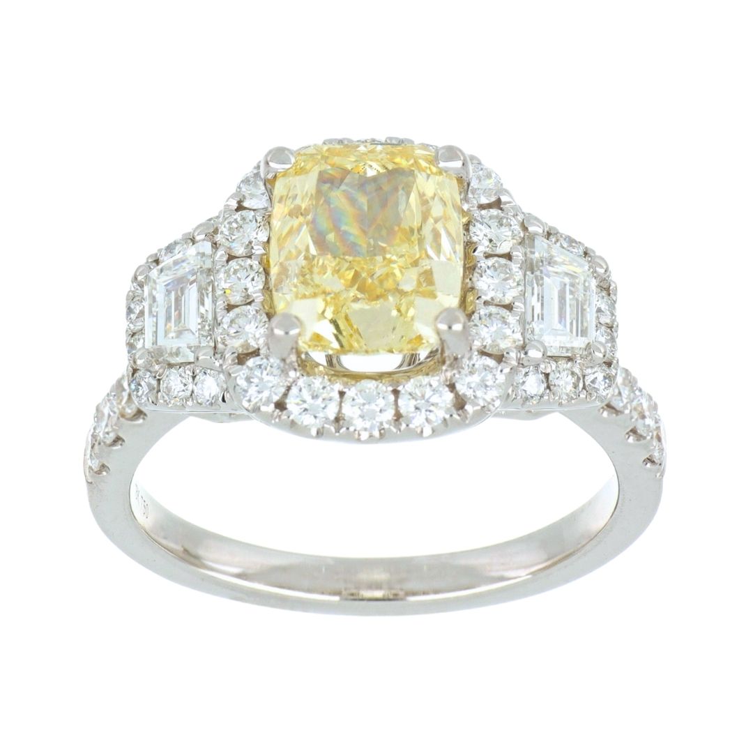 Yellow Diamond Ring (Lab Grown Yellow Diamond 2.33 cts. White Diamond 0.4 cts. White Diamond 0.78 cts.)
