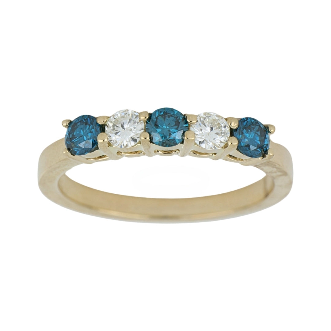 Blue Diamond Ring (Blue Diamond 0.51 cts. White Diamond 0.26 cts.)