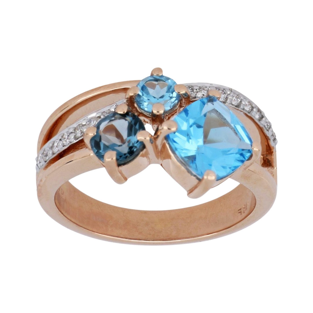 Blue Topaz Ring (Topaz 2.51 cts. Blue Topaz Included cts. White Diamond 0.18 cts.)