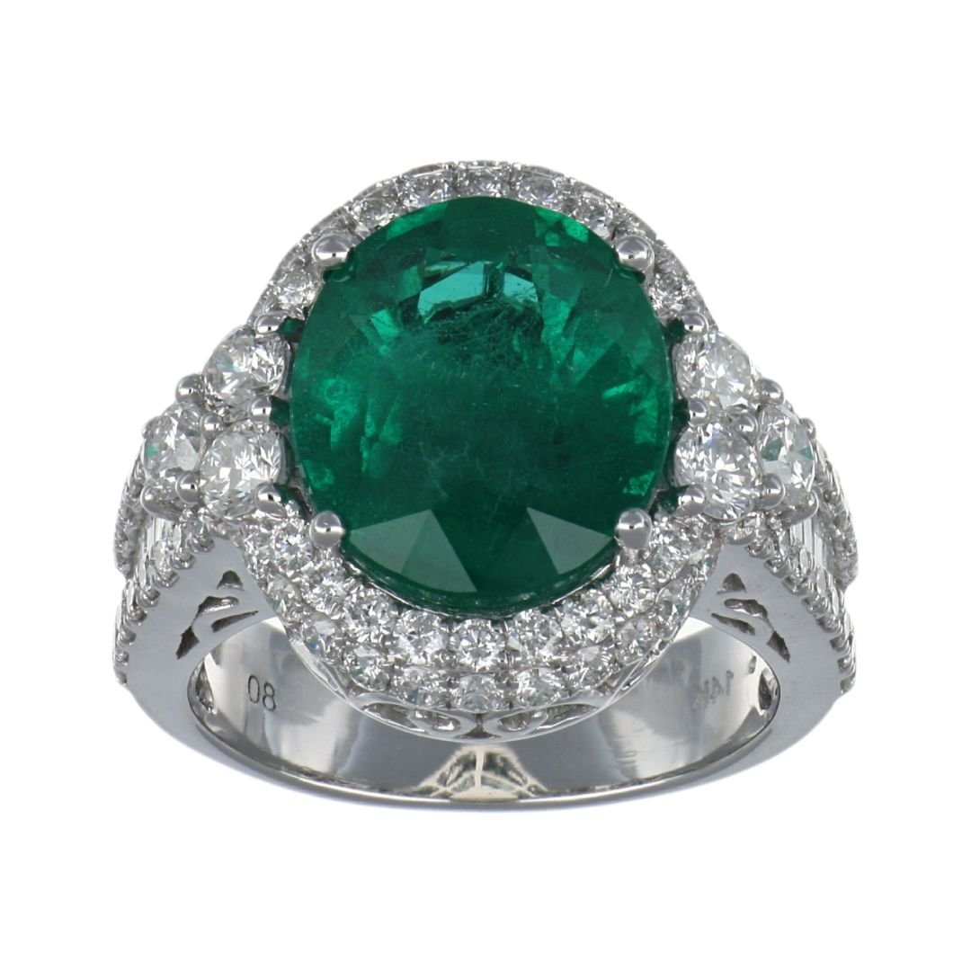 Emerald Ring (Emerald 5.8 cts. White Diamond 1.61 cts. White Diamond 0.3 cts.) Not Net