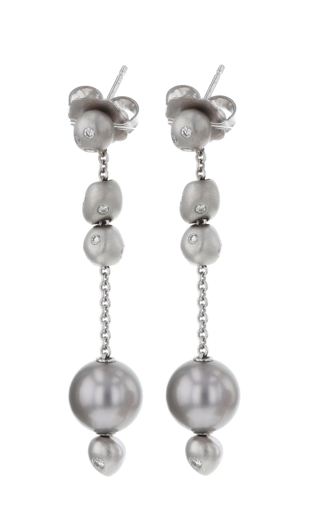 MIKIMOTO Golden Pearl Earrings (White Diamond 0.39 cts.)