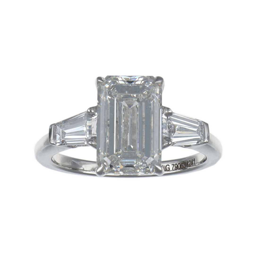 GROWNIQUE White Diamond Ring (Lab Grown White Diamond 4.8 cts.)