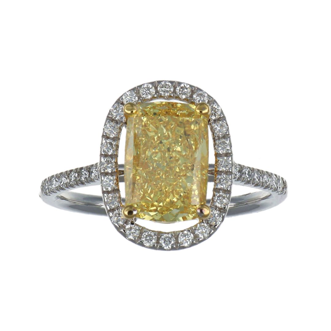 GROWNIQUE Yellow Diamond Ring (Lab Grown Yellow Diamond 3.04 cts. Lab Grown White Diamond 0.33 cts.)
