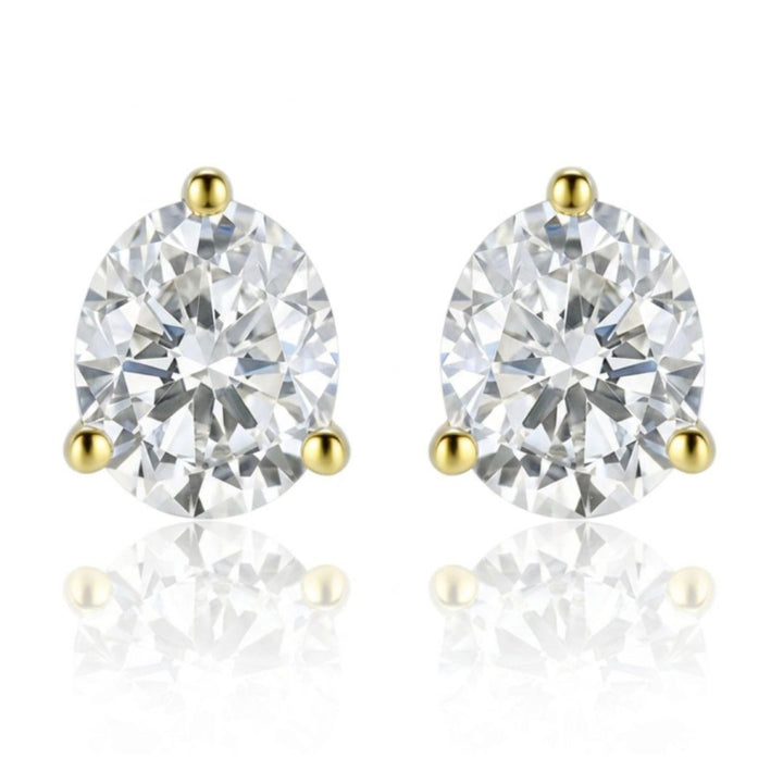 GROWNIQUE Lab-Grown Oval Diamond Stud Earrings – 1.50 Carat, 14KT Gold