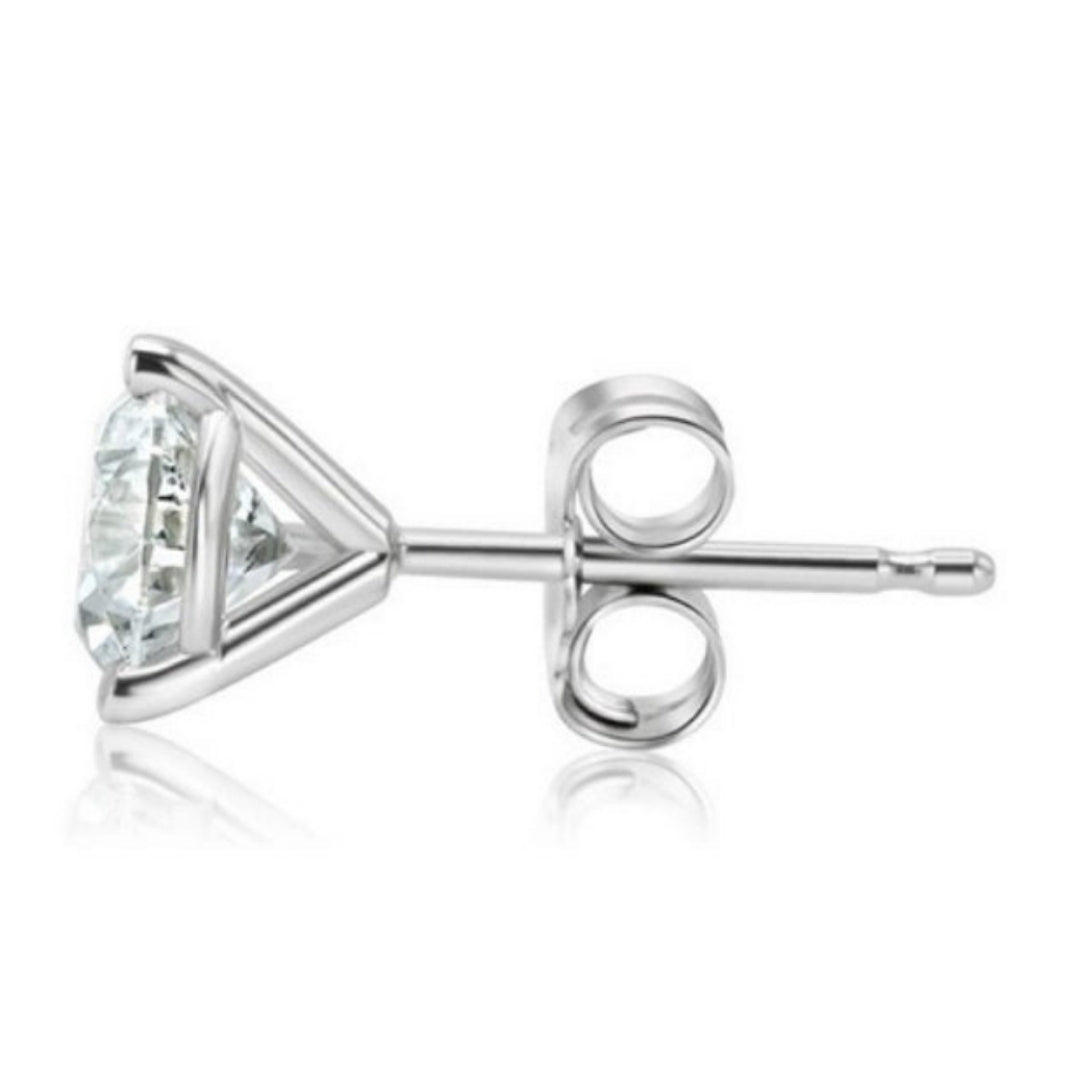 GROWNIQUE Lab-Grown Round Diamond Stud Earrings – 7 Carat, 14KT Gold