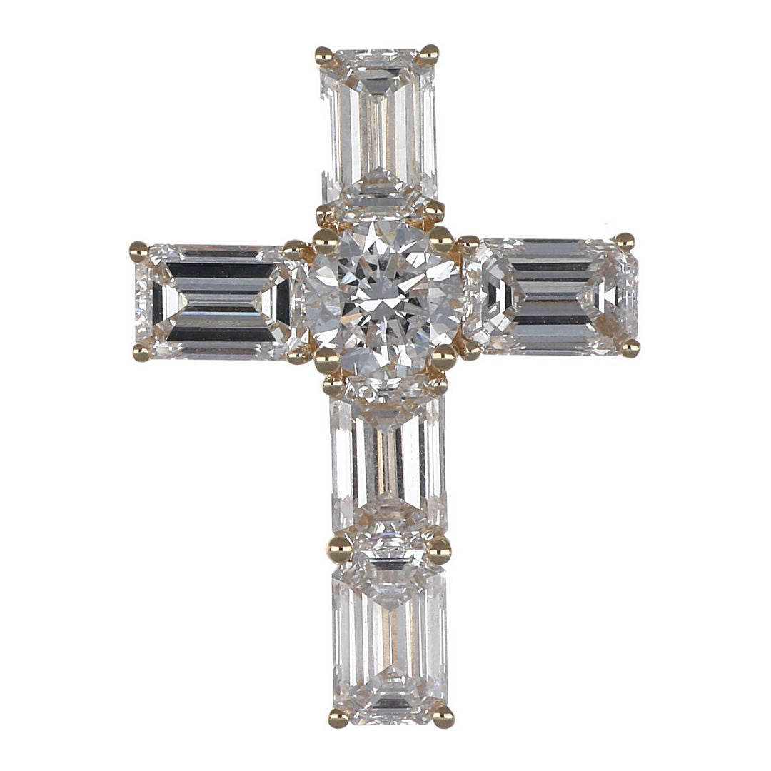 GROWNIQUE White Diamond Pendant (Lab Grown White Diamond 4.17 cts.)