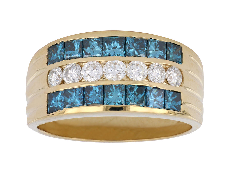 Blue Diamond Men's Ring (Blue Diamond 1.97 cts. White Diamond 0.64 cts.)