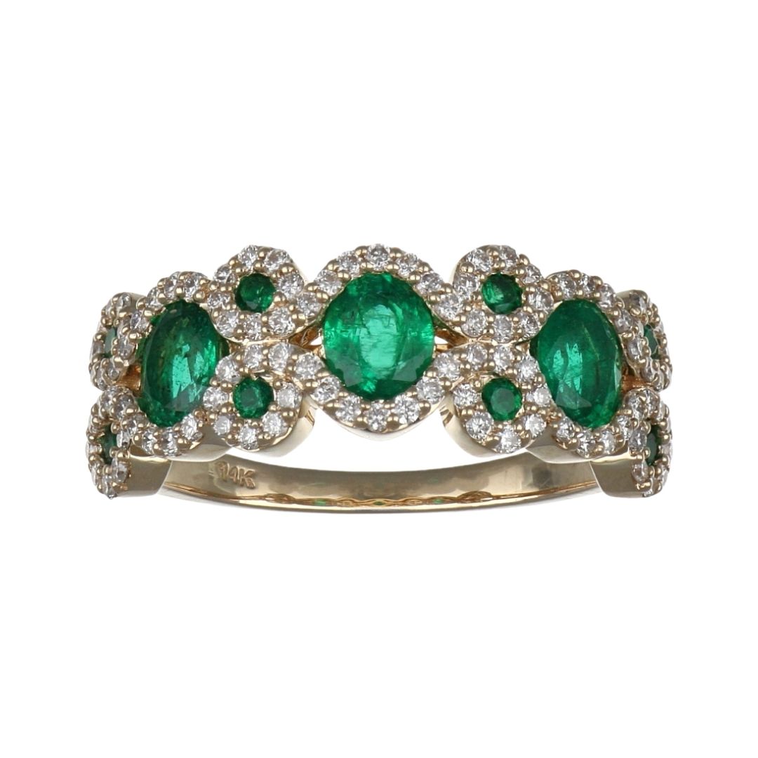 Emerald Ring (Emerald 0.8 cts. Emerald 0.13 cts. White Diamond 0.47 cts.)