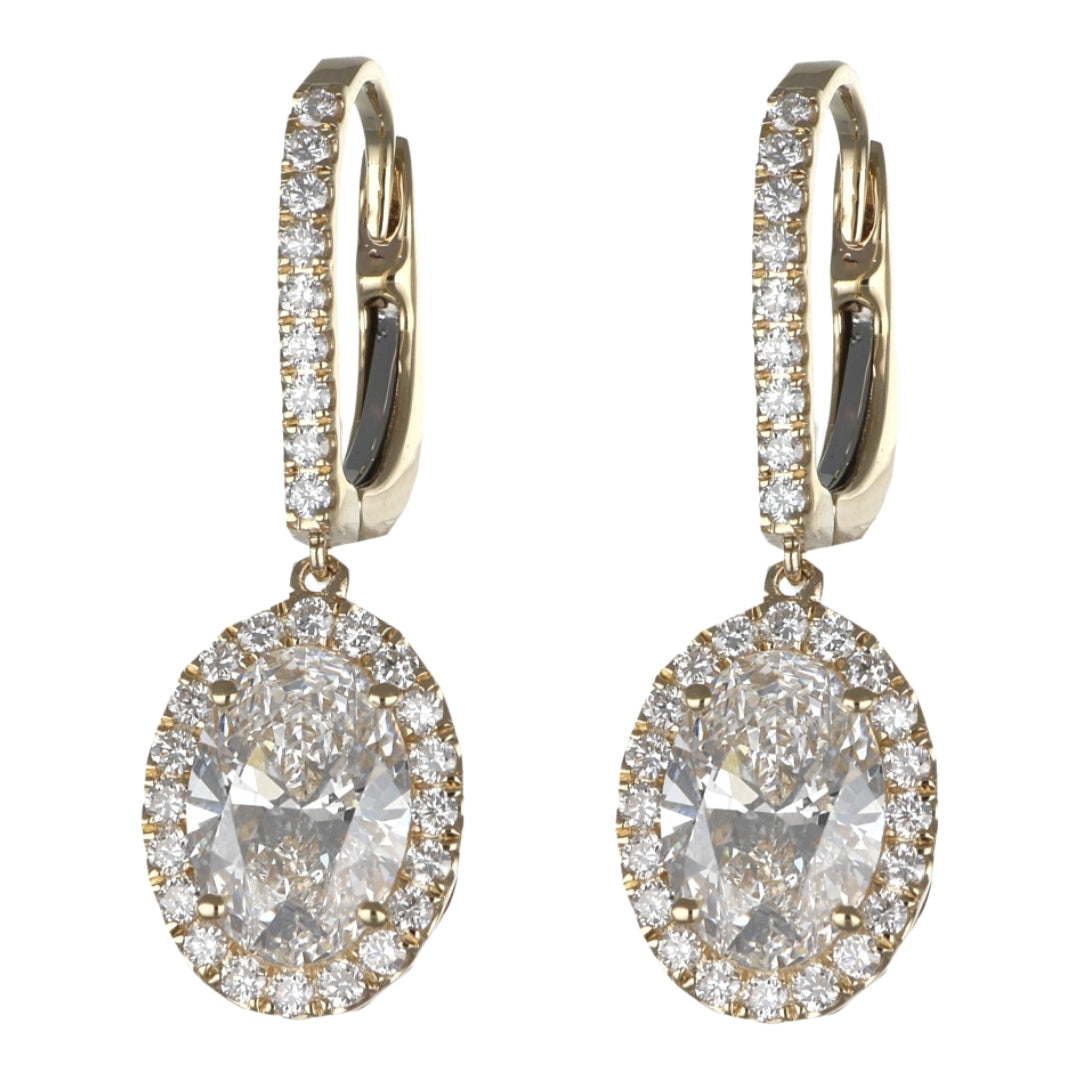 GROWNIQUE White Diamond Earrings (Lab Grown White Diamond 4.03 cts. Lab Grown White Diamond 0.76 cts. )