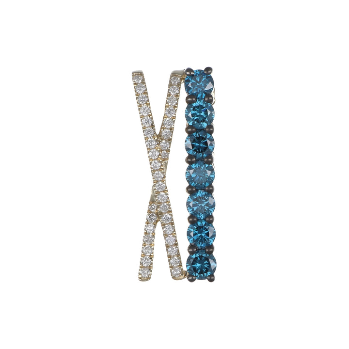 Blue Diamond Pendant (Blue Diamond 1.02 cts. White Diamond 0.22 cts.)
