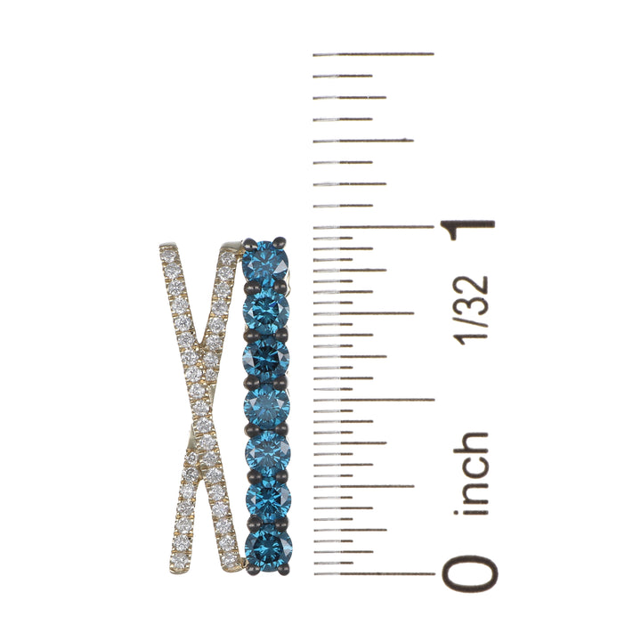 Blue Diamond Pendant (Blue Diamond 1.02 cts. White Diamond 0.22 cts.)