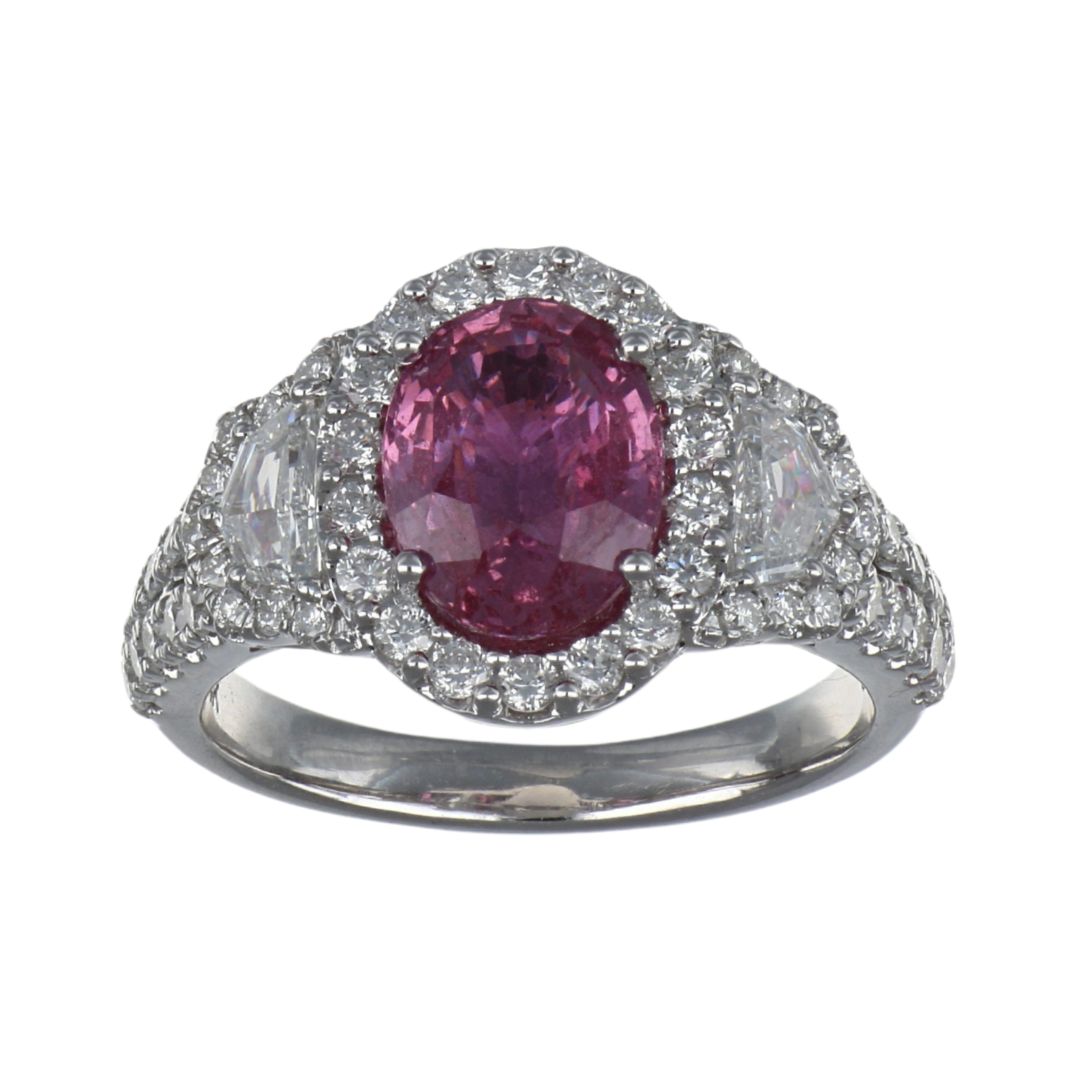 Pink Sapphire Ring (Pink Sapphire 3.09 cts. White Diamond 0.48 cts. White Diamond 0.82 cts. )