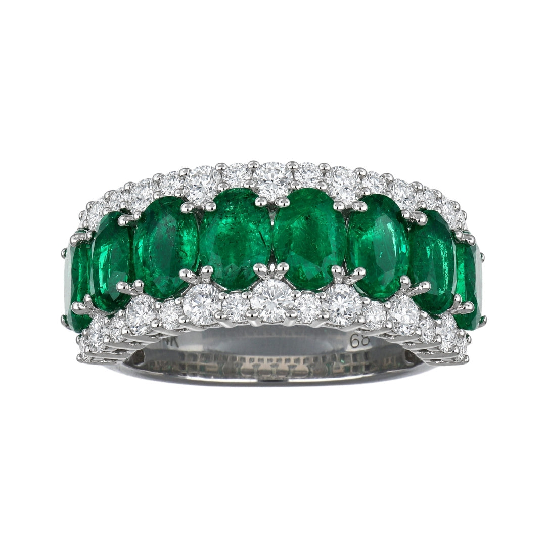 Emerald Ring (Emerald 3.38 cts. White Diamond 0.94 cts. )