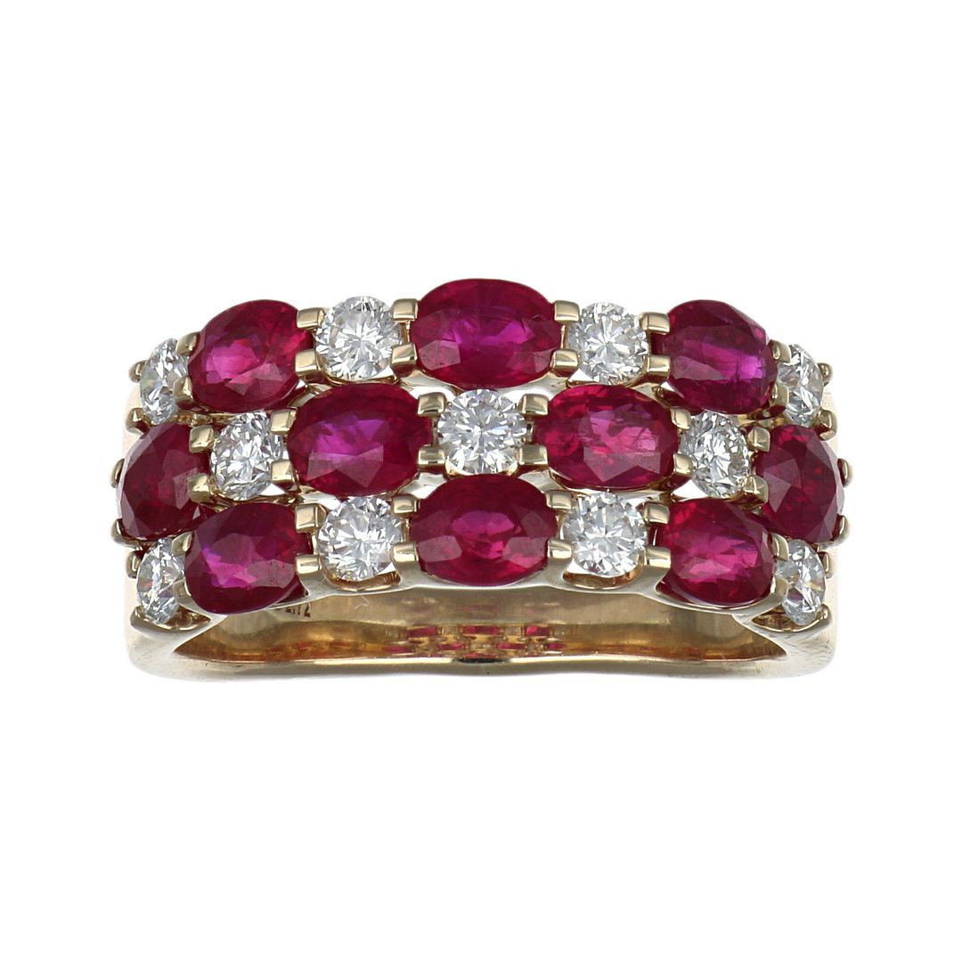 Ruby Ring (Ruby 2.72 cts. White Diamond 0.62 cts.)