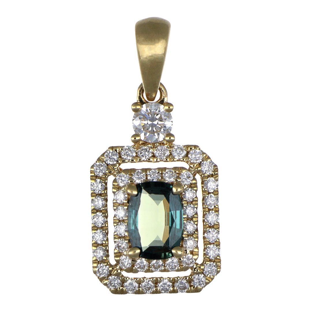 Alexandrite Pendant (Alexandrite 0.28 cts. White Diamond 0.26 cts.) Not Net
