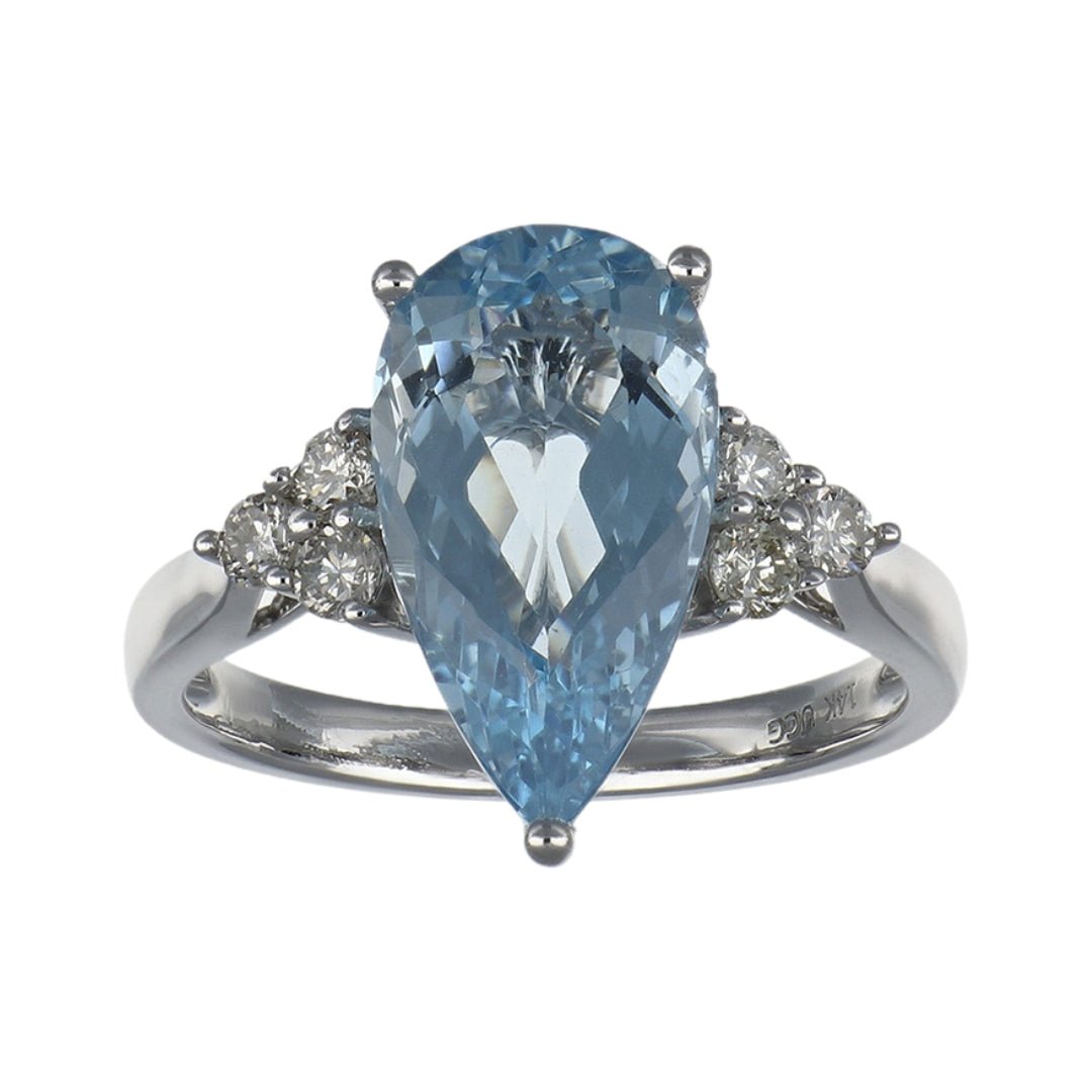 Aquamarine Ring (Aquamarine 3.67 cts. White Diamond 0.33 cts.) Not Net