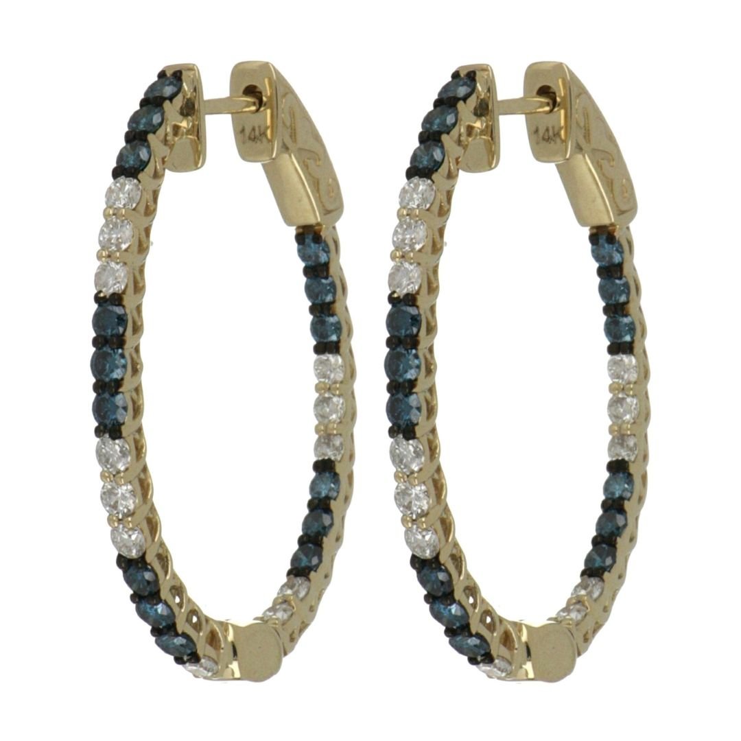 Blue Diamond Earrings (Blue Diamond 0.93 cts. White Diamond 0.73 cts.) Not Net