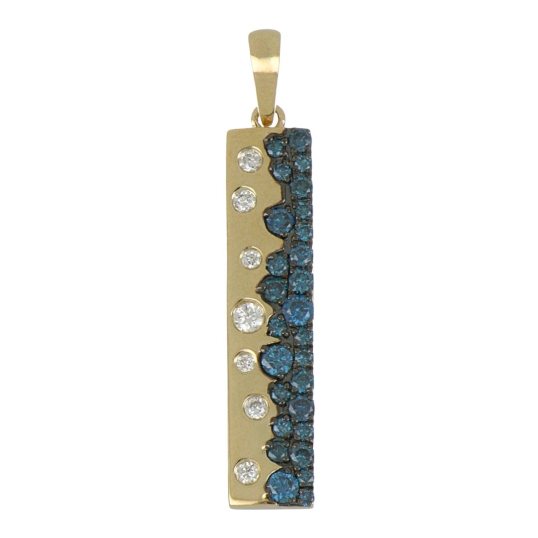 Blue Diamond Pendant (Blue Diamond 0.38 cts. White Diamond 0.1 cts.) Not Net