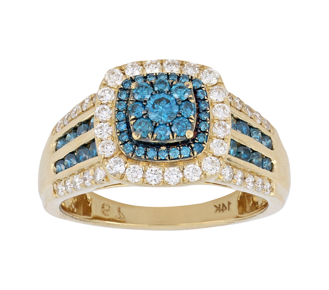 Blue Diamond Ring (Blue Diamond 0.61 cts. White Diamond 0.47 cts.) Not Net