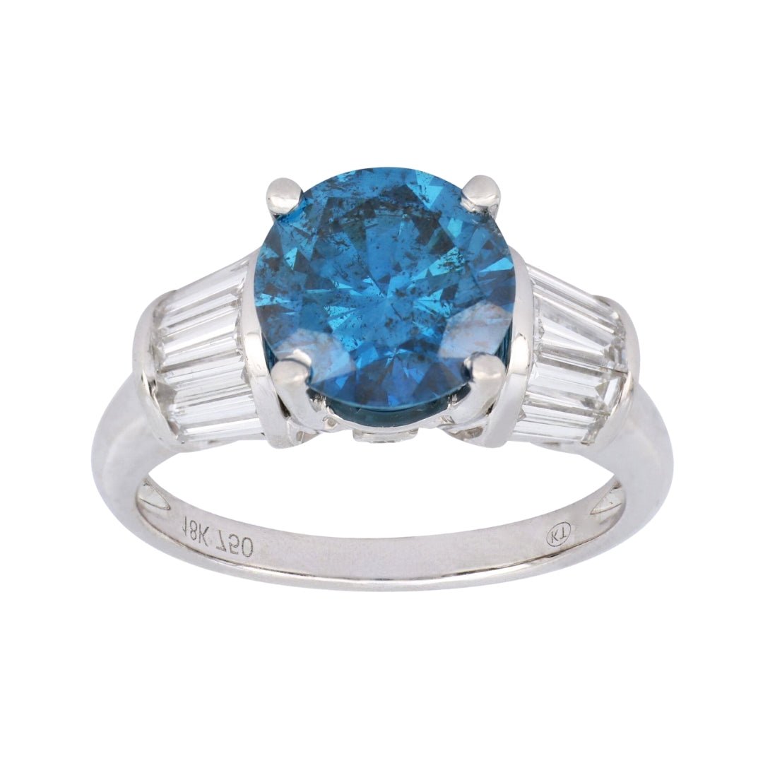 Blue Diamond Ring (Blue Diamond 3.01 cts. White Diamond 0.91 cts.) Not Net