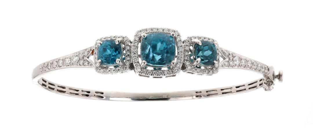 Blue Zircon Ladies Bangle (Blue Zircon 8.41 cts. White Diamond 0.88 cts.) Not Net