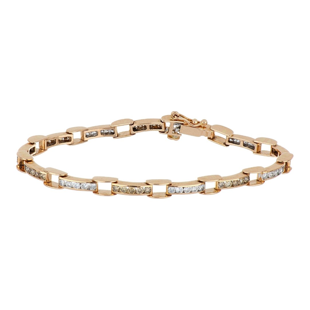 Brown Diamond Bracelet (Brown Diamond 1.5 cts. White Diamond 1.2 cts.) Not Net