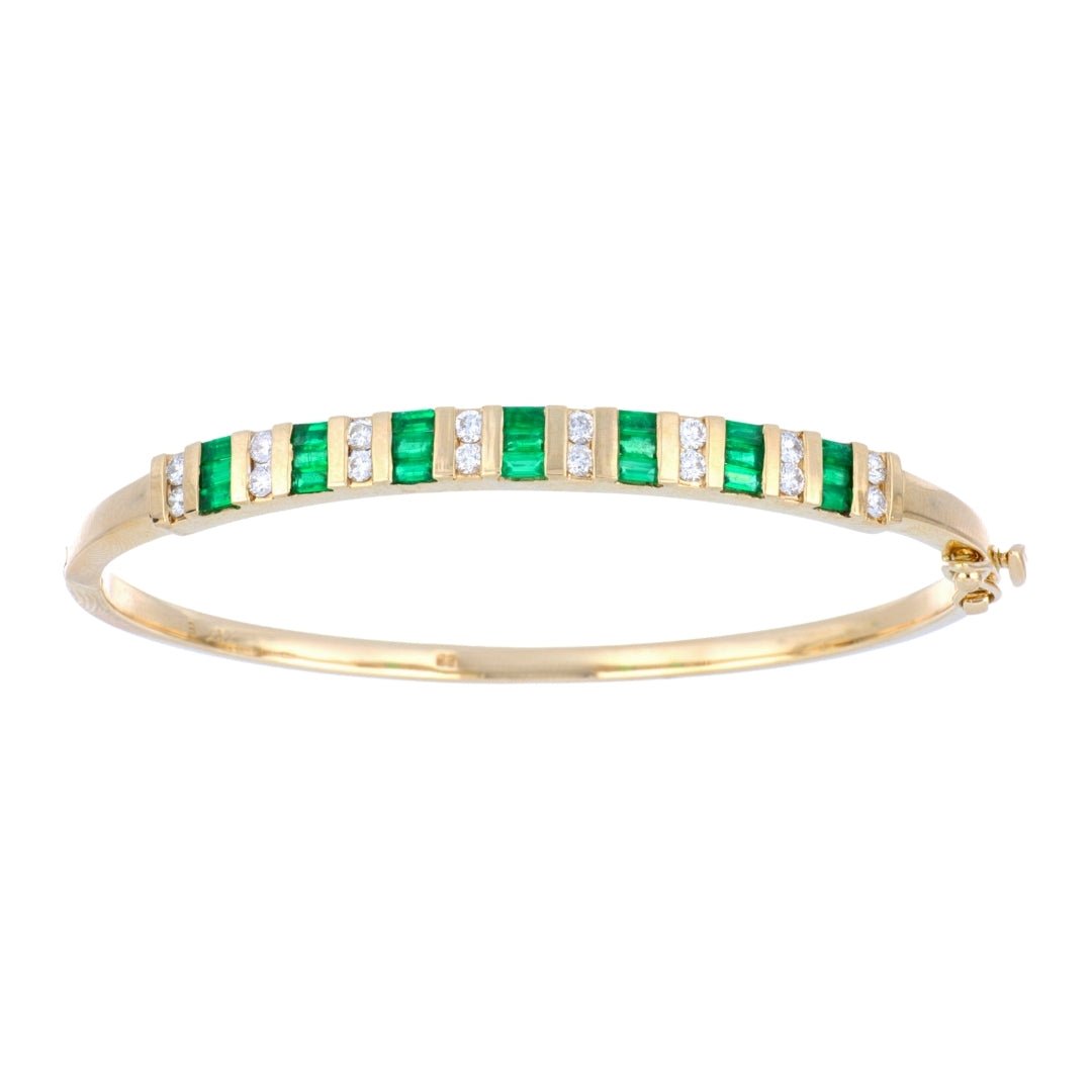 Emerald Bangle (Emerald 1.11 cts. White Diamond 0.65 cts.) Not Net