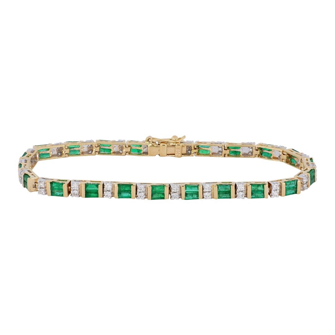 Buy Emerald Bracelet (Emerald 5.19 cts. White Diamond 1.1 cts.) at Kay's Fine Jewelry