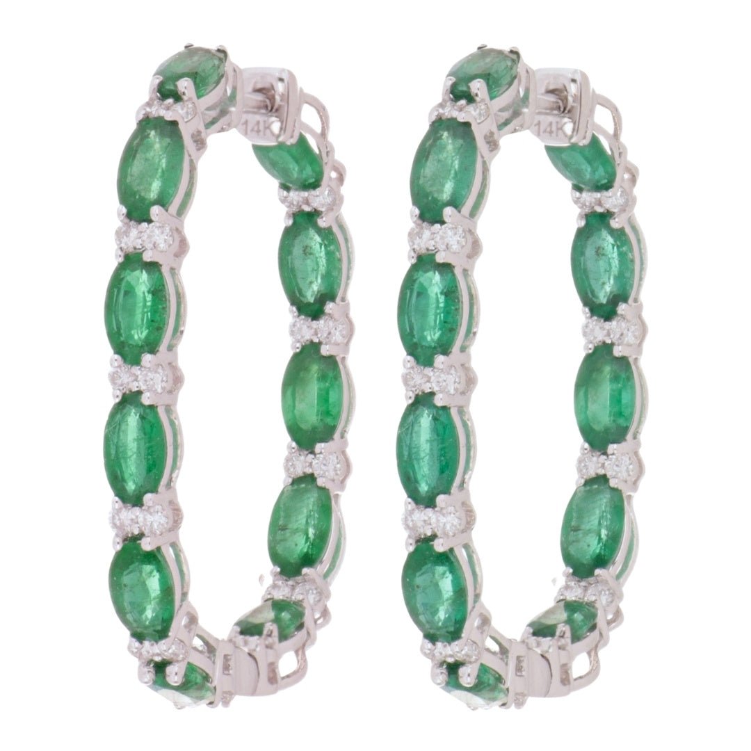 Emerald Earrings (Emerald 4.42 cts. White Diamond 0.53 cts.) Not Net