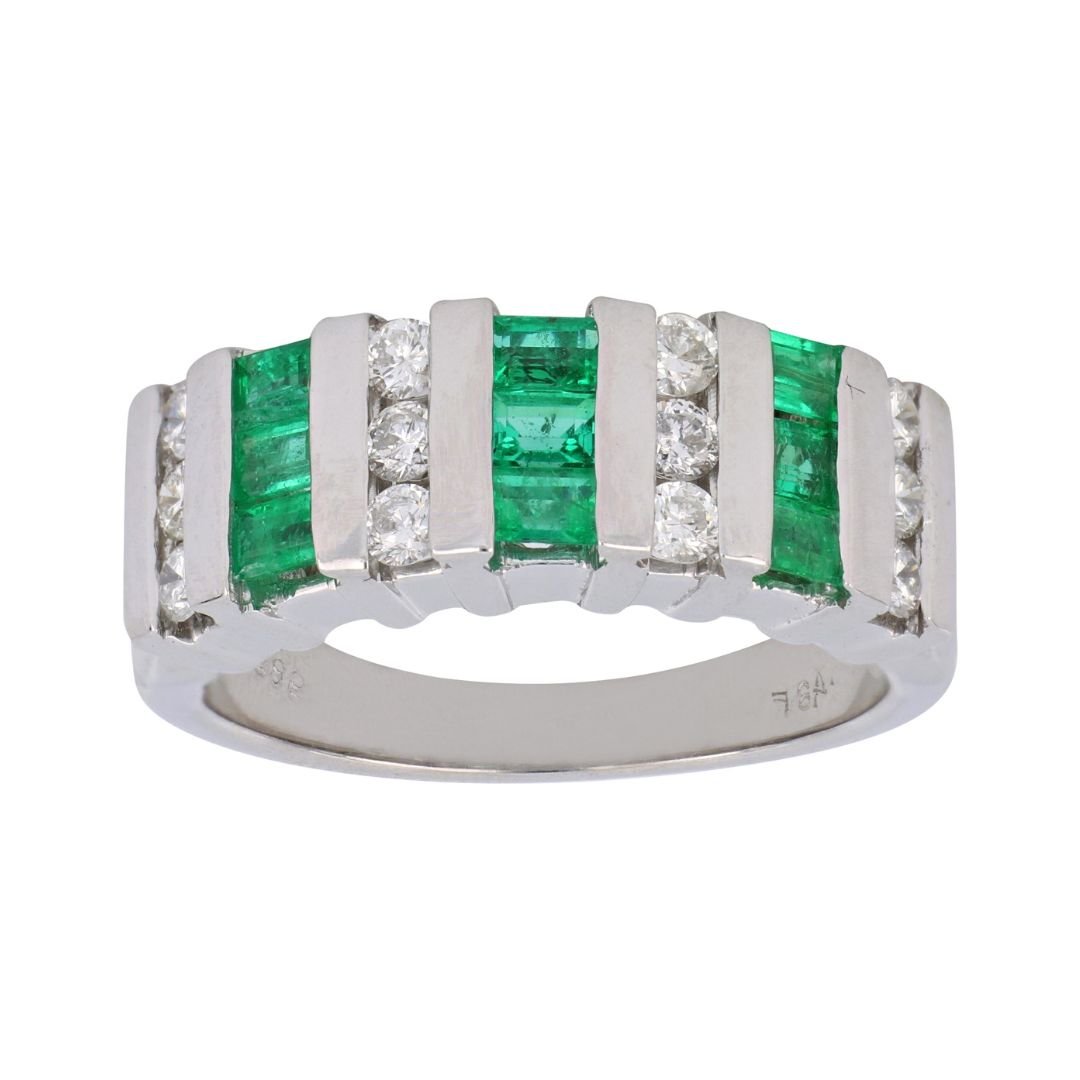 Emerald Ring (Emerald 0.73 cts. White Diamond 0.48 cts.) Not Net