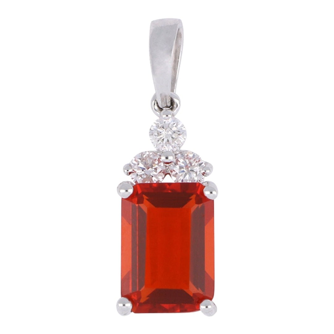 Fire Opal Pendant (Fire Opal 0.76 cts. White Diamond 0.09 cts.) Not Net