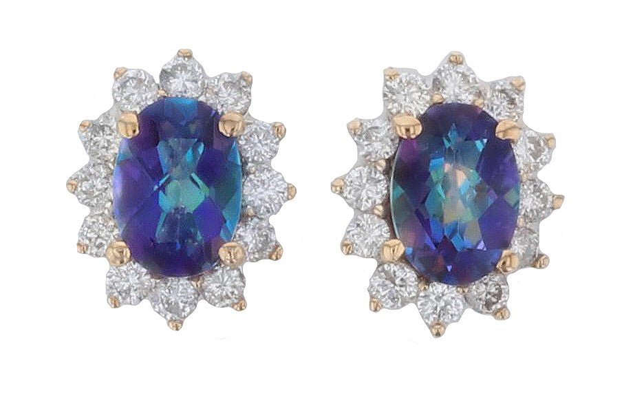 Hawaiian Topaz Ladies Earrings (Hawaiian Topaz 1.75 cts. White Diamond 0.56 cts.) Not Net