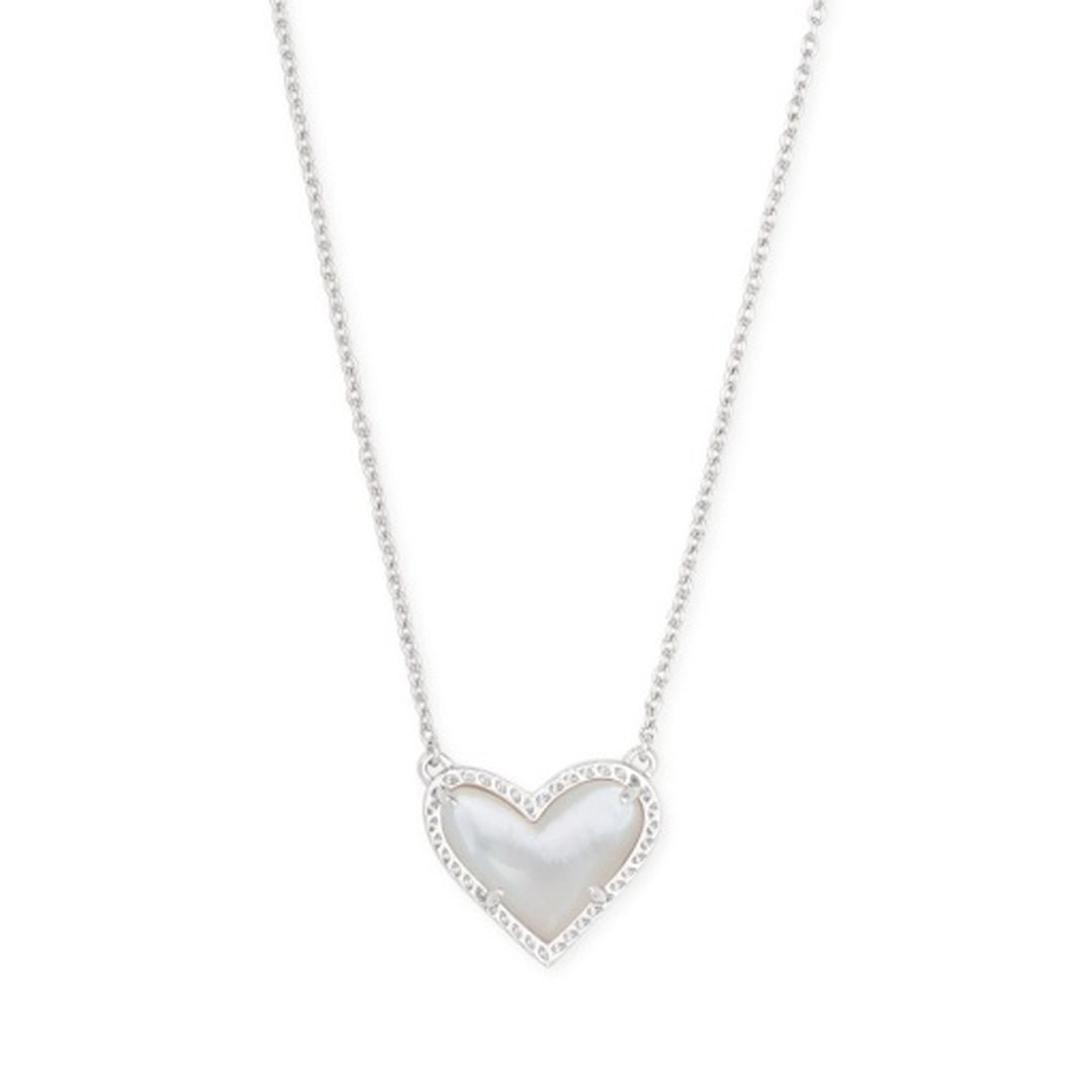 Buy KENDRA SCOTT ARI HEART SHORT PENDANT NECKLACE at Kay's Fine Jewelry