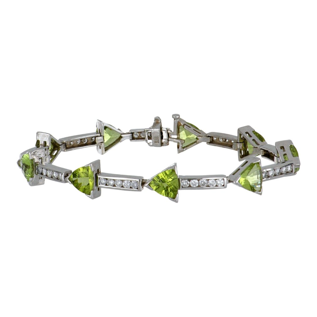 Buy Peridot Bracelet (Peridot 9 cts. White Diamond 1.6 cts.) at Kay's Fine Jewelry