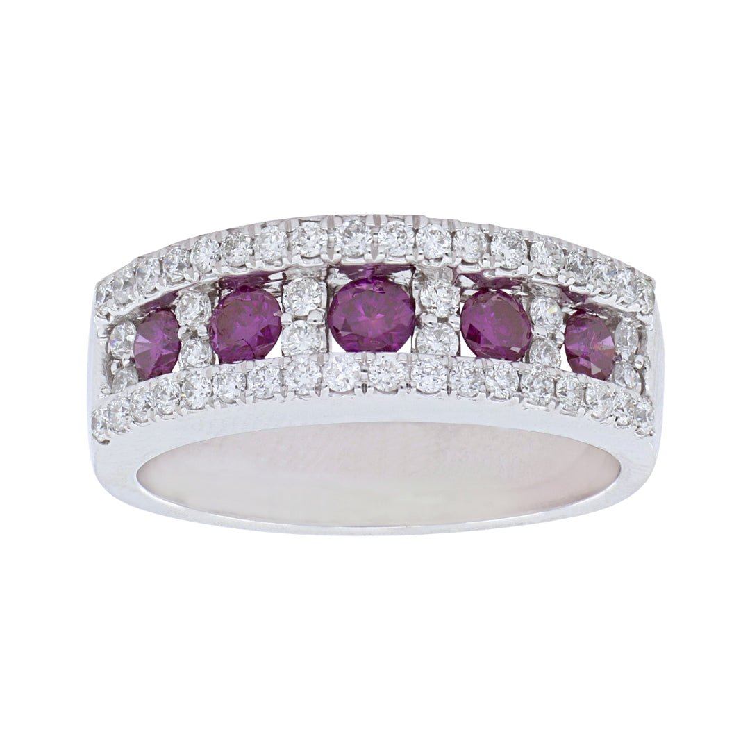 Purple Diamond Ring (Purple Diamond 0.47 cts. White Diamond 0.48 cts.) Not Net