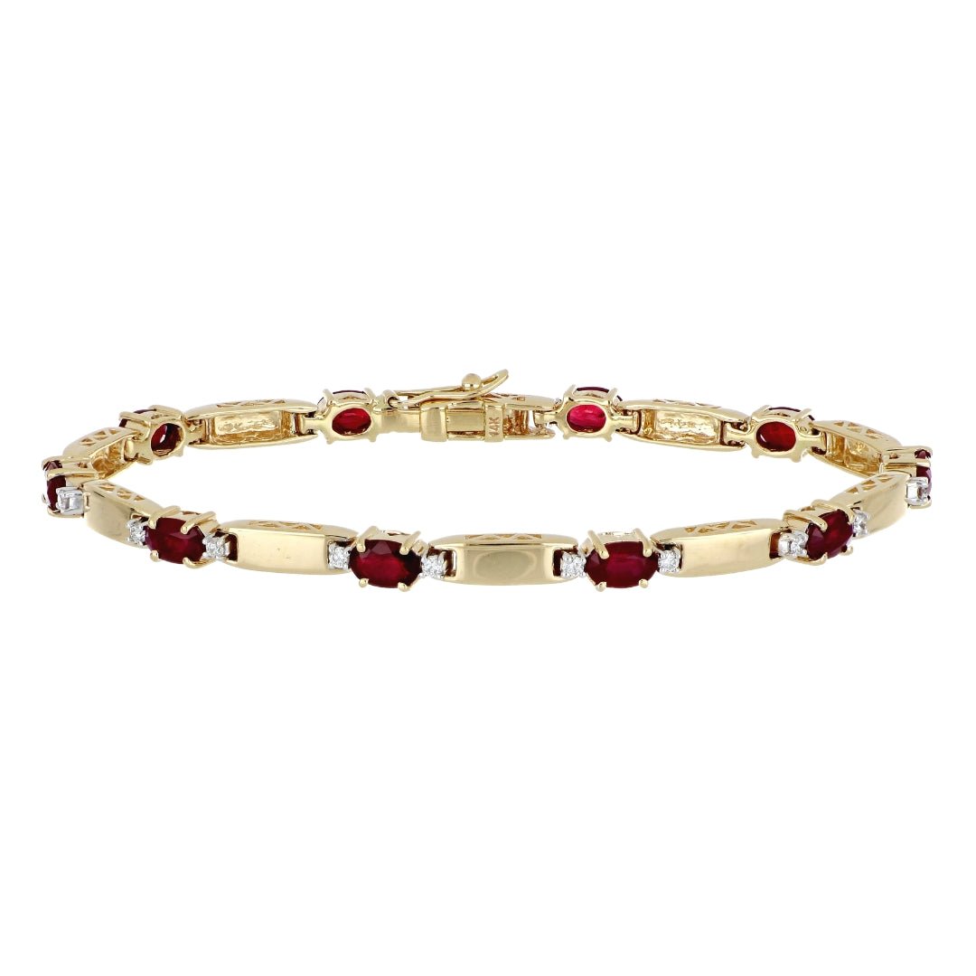 Ruby Bracelet (Ruby 5.5 cts. White Diamond 0.45 cts.) Not Net