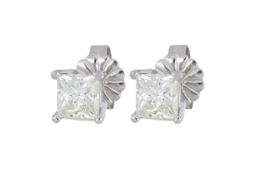 White Diamond Ladies Earrings (White Diamond 0.98 cts.) Not Net
