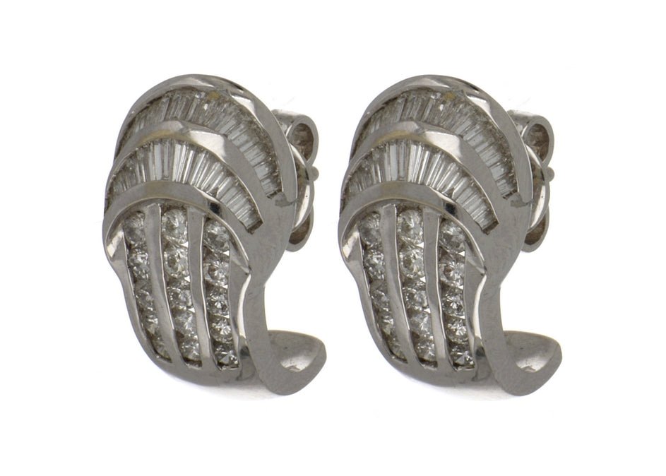 White Diamond Ladies Earrings (White Diamond 1 cts. White Diamond 0.93 cts.) Not Net