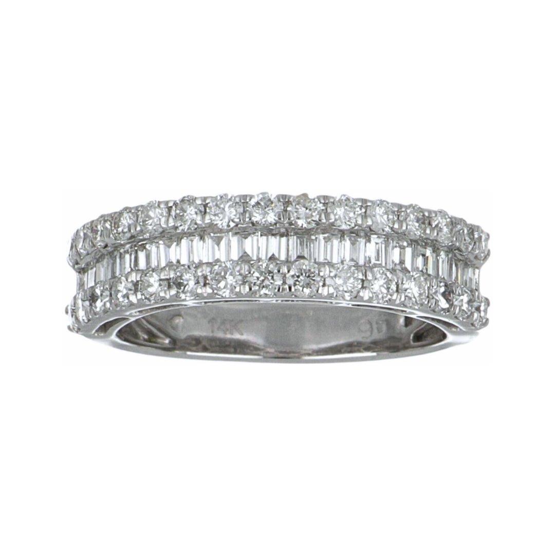 White Diamond Ring (White Diamond 0.77 cts. White Diamond 0.48 cts.) Not Net