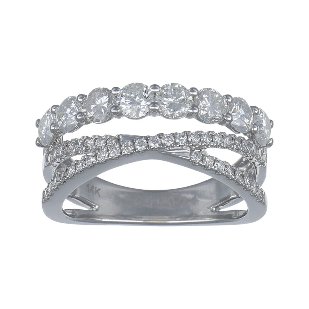 White Diamond Ring (White Diamond 1.23 cts. White Diamond 0.3 cts.) Not Net