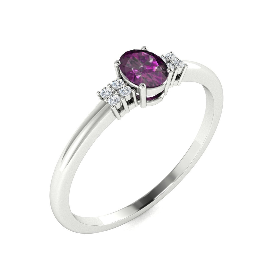 14KT Gold Oval Brilliant Natural Alexandrite and Diamond Ladies Ring (Alexandrite 0.30 cts. White Diamonds 0.04 cts.)