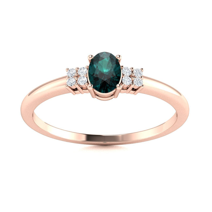 14KT Gold Oval Brilliant Natural Alexandrite and Diamond Ladies Ring (Alexandrite 0.30 cts. White Diamonds 0.04 cts.)
