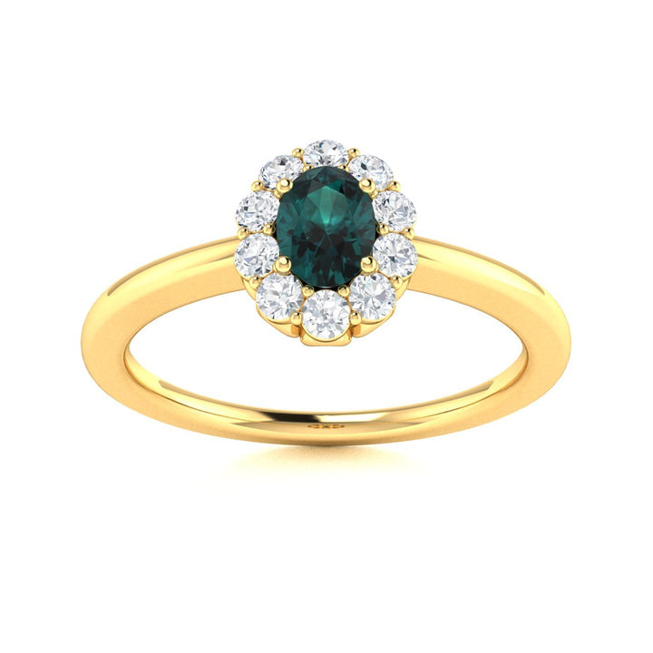 14Kt Gold Oval Brilliant Natural Alexandrite and Diamond Ladies Ring (Alexandrite 0.35 cts. White Diamonds 0.20 cts.)