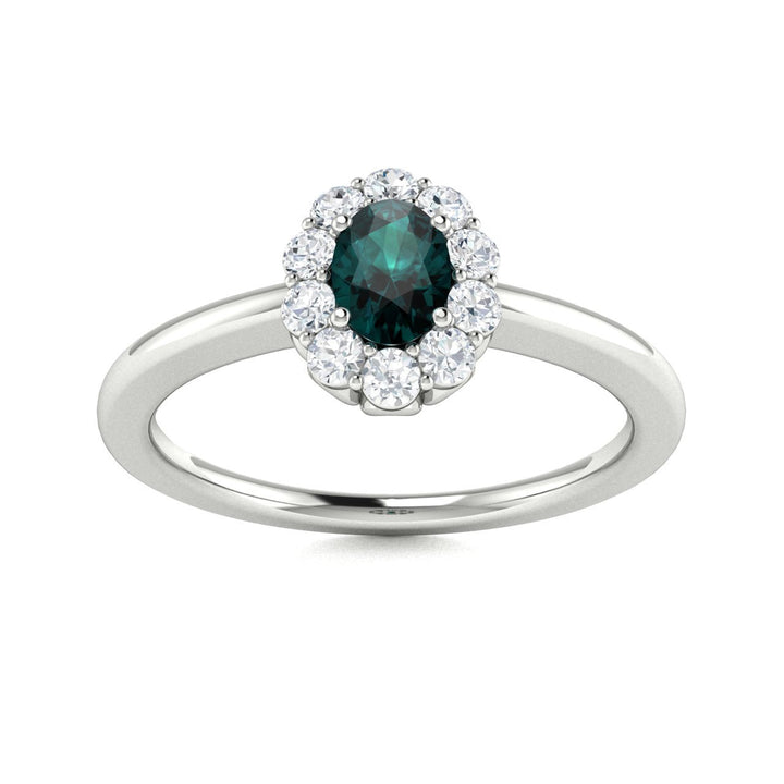 14Kt Gold Oval Brilliant Natural Alexandrite and Diamond Ladies Ring (Alexandrite 0.35 cts. White Diamonds 0.20 cts.)