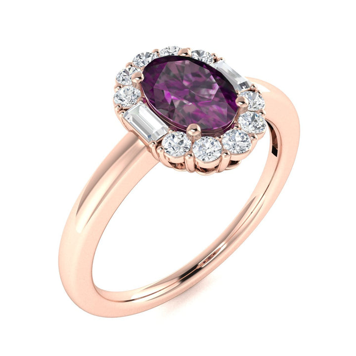14KT Gold Oval Brilliant Natural Alexandrite and Diamond Ladies Ring (Alexandrite 0.90 cts. White Diamonds 0.28 cts.)