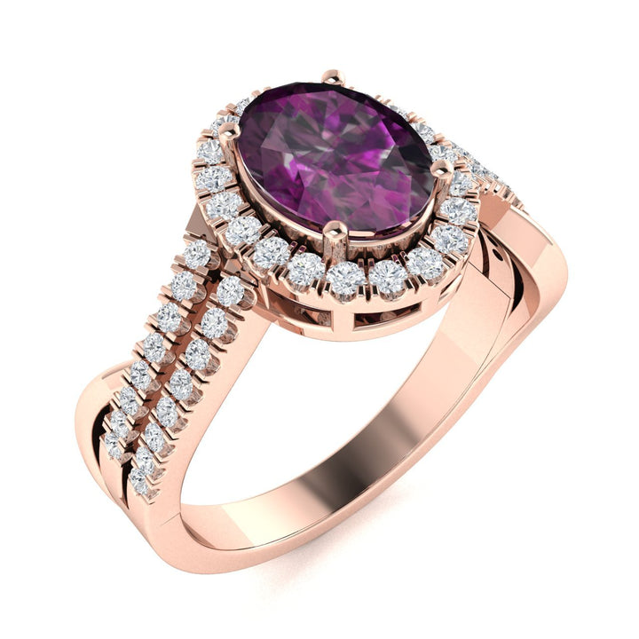 14KT Gold Oval Brilliant Natural Color-Changing Alexandrite and Diamond Ladies Ring