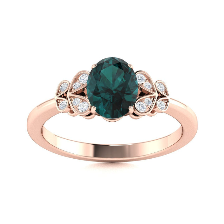 14KT Gold Oval Cut Natural Alexandrite and Diamond Ring (Alexandrite 0.95 ct White Diamonds 0.04 cts)